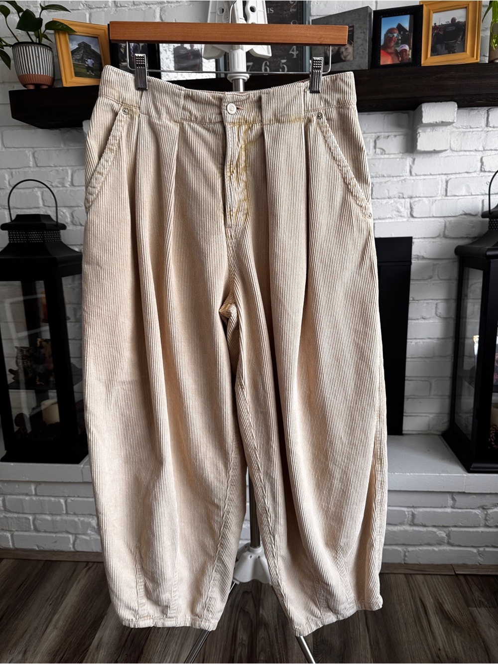 We The Free Linden Cord Balloon Jeans Size Small
